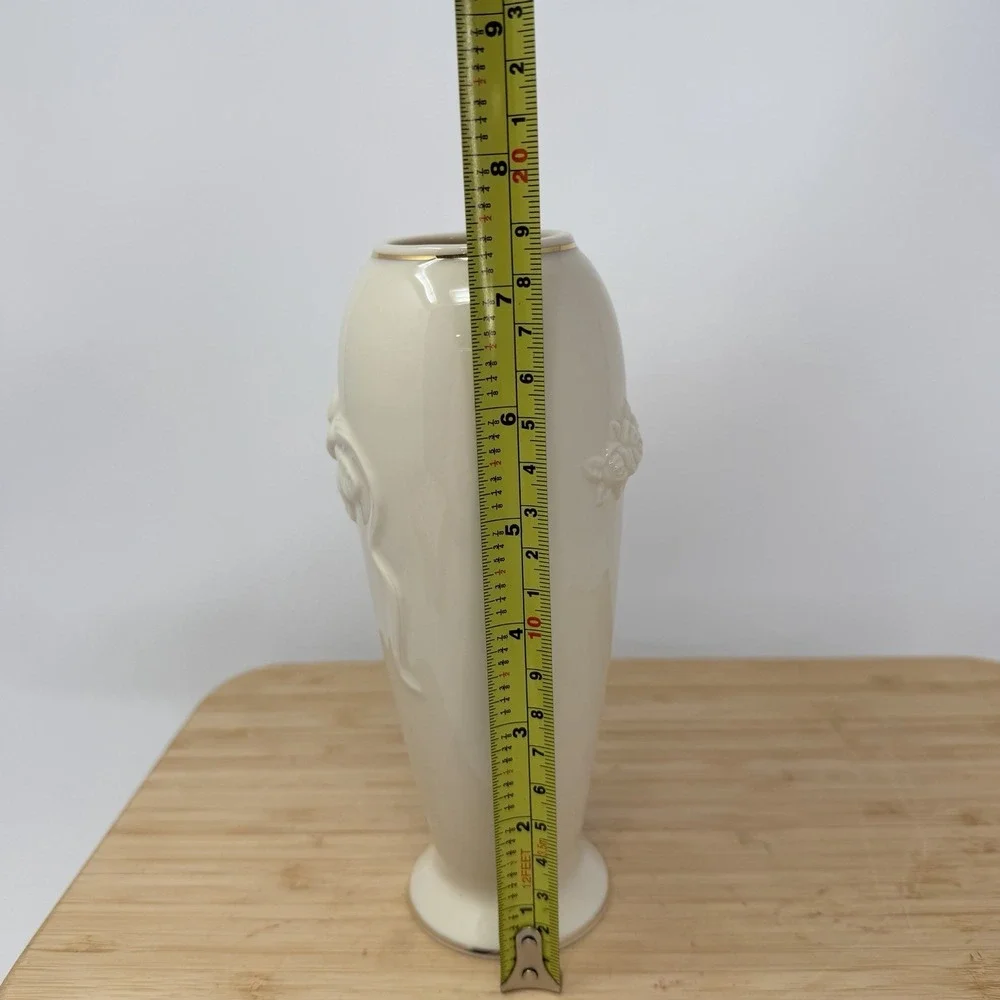 Vintage Lenox Rose Bud Vase Gold Trim 7.5" Cream Ivory Hand Crafted EUC - Picture 5 of 6